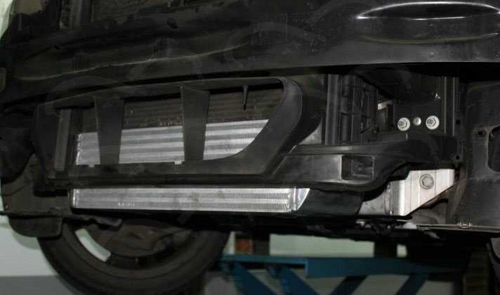 Front intercooler kit for BMW 135i , 335i,325D,330D,330XD