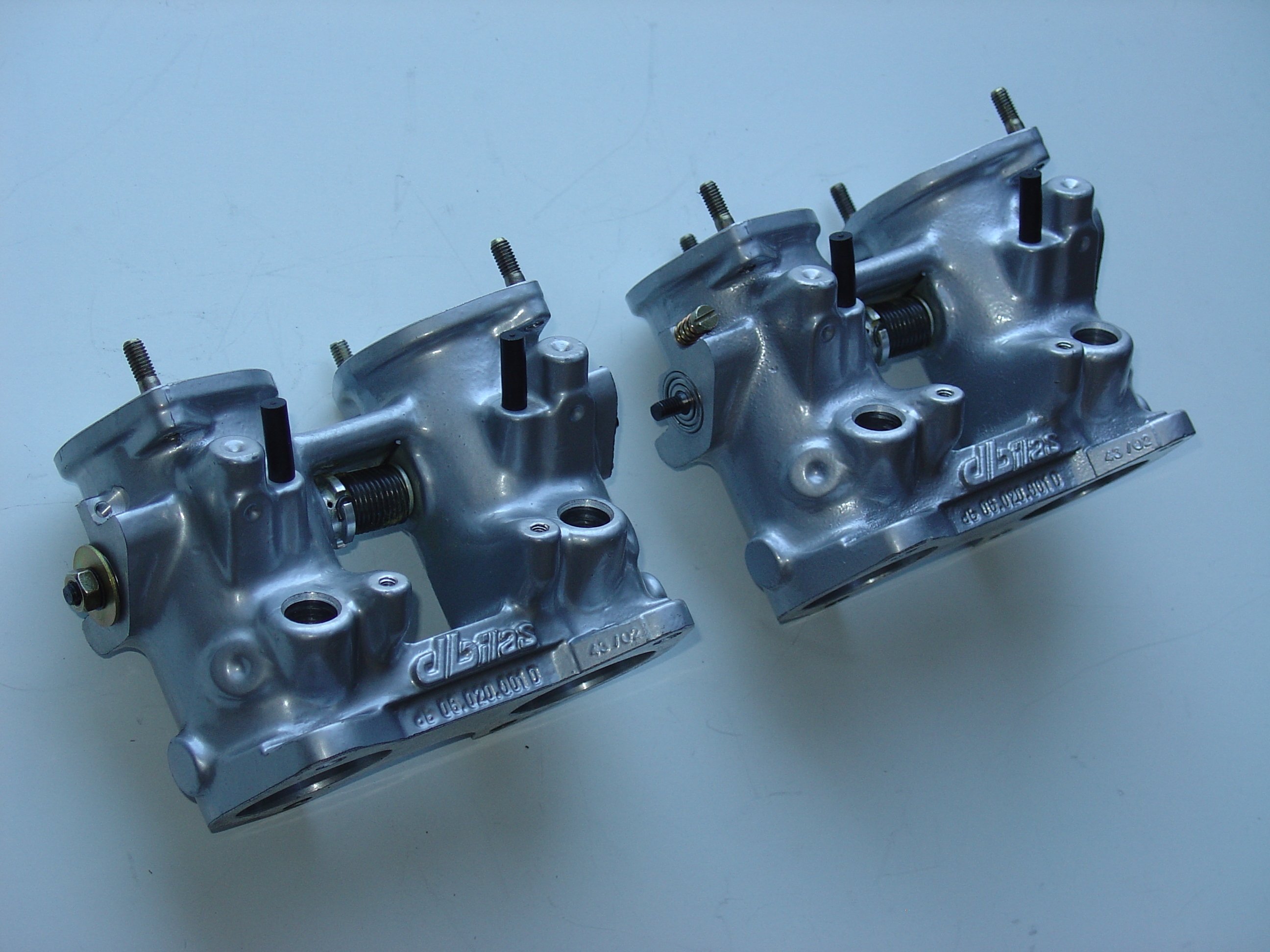 Throttle bodies 40 mm  Diameter: 40mm / Leight: 110mm   with Flange / with Drill holes