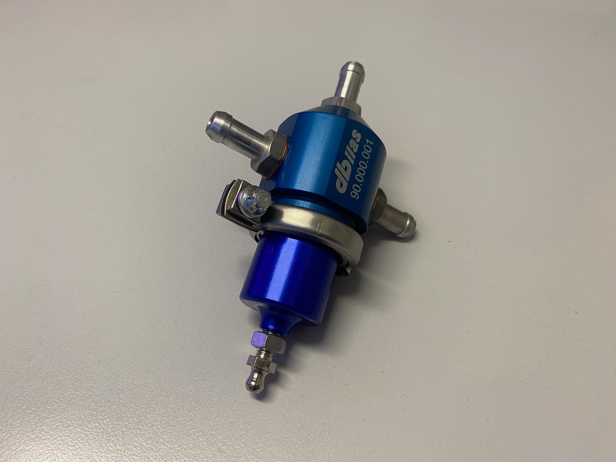 Fuel pressure regulator 3-way 0-5bar adjustable