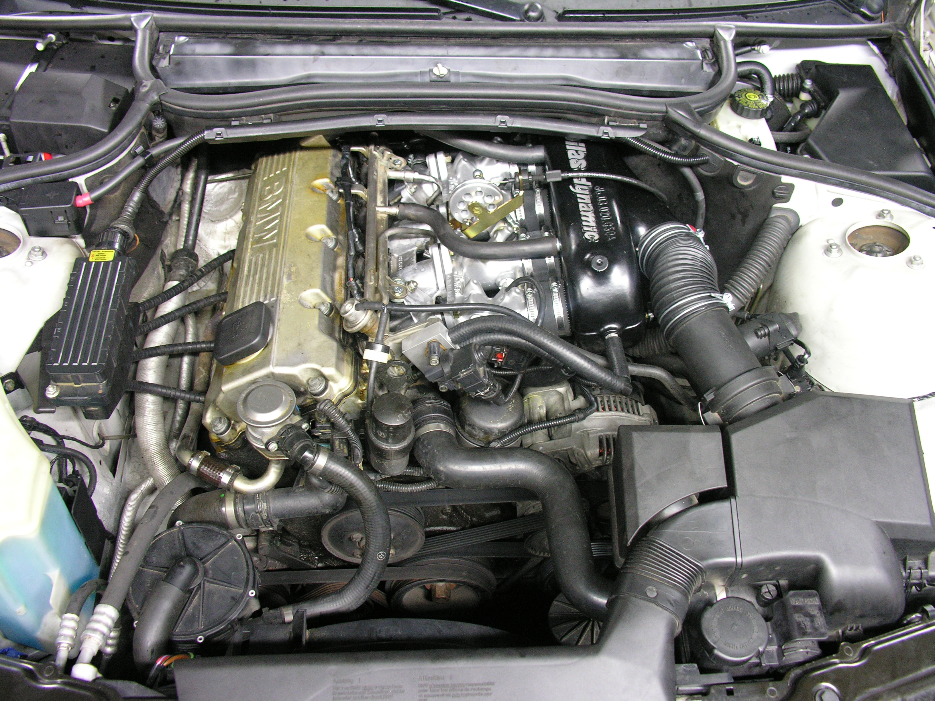 Einzeldrosselklappen- Einspritzung  BMW  1,8 8V 85kW     M43B18