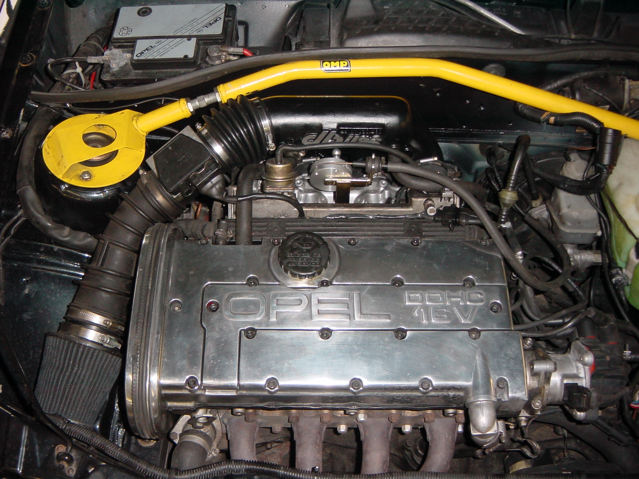 Einzeldrosselklappen- Einspritzung Opel C20XE Corsa A , Corsa B , Tigra A Umbau