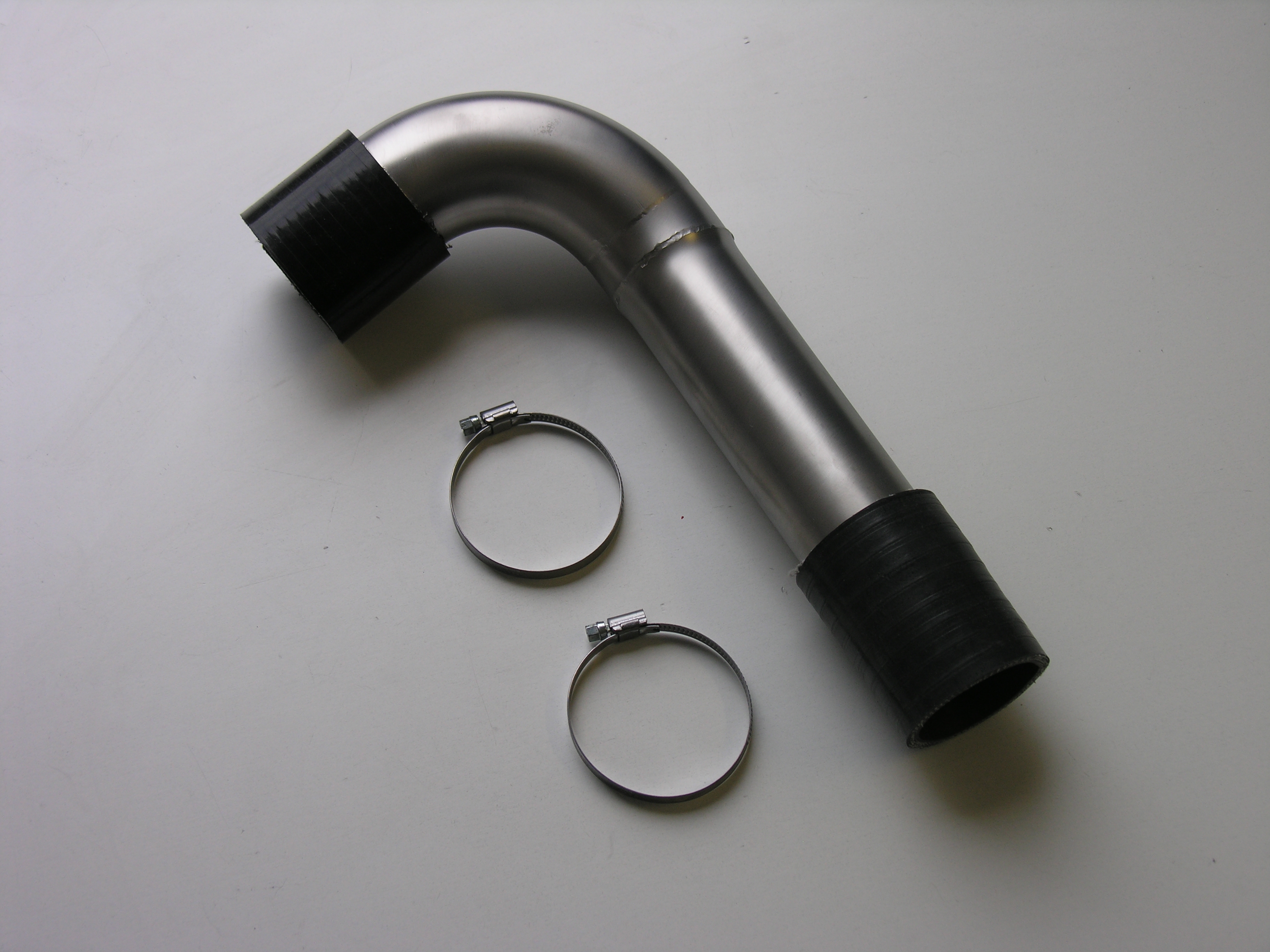 Stainless steel hard pipe of the charging pressure sensor to the throttle  Corsa D