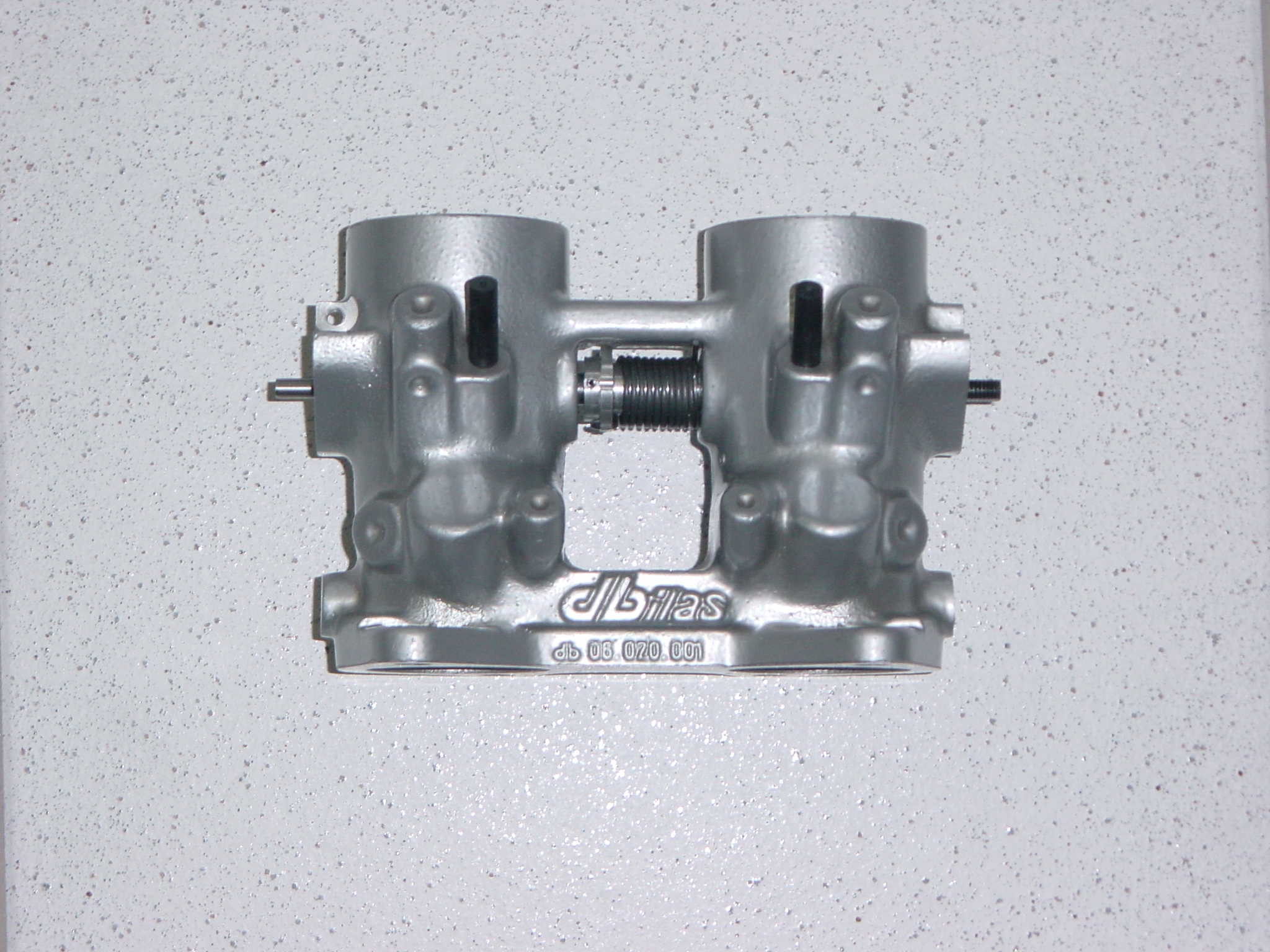 Throttle bodies 40 mm  Diameter: 40mm / Leight: 110mm  without Flange / without Drill holes