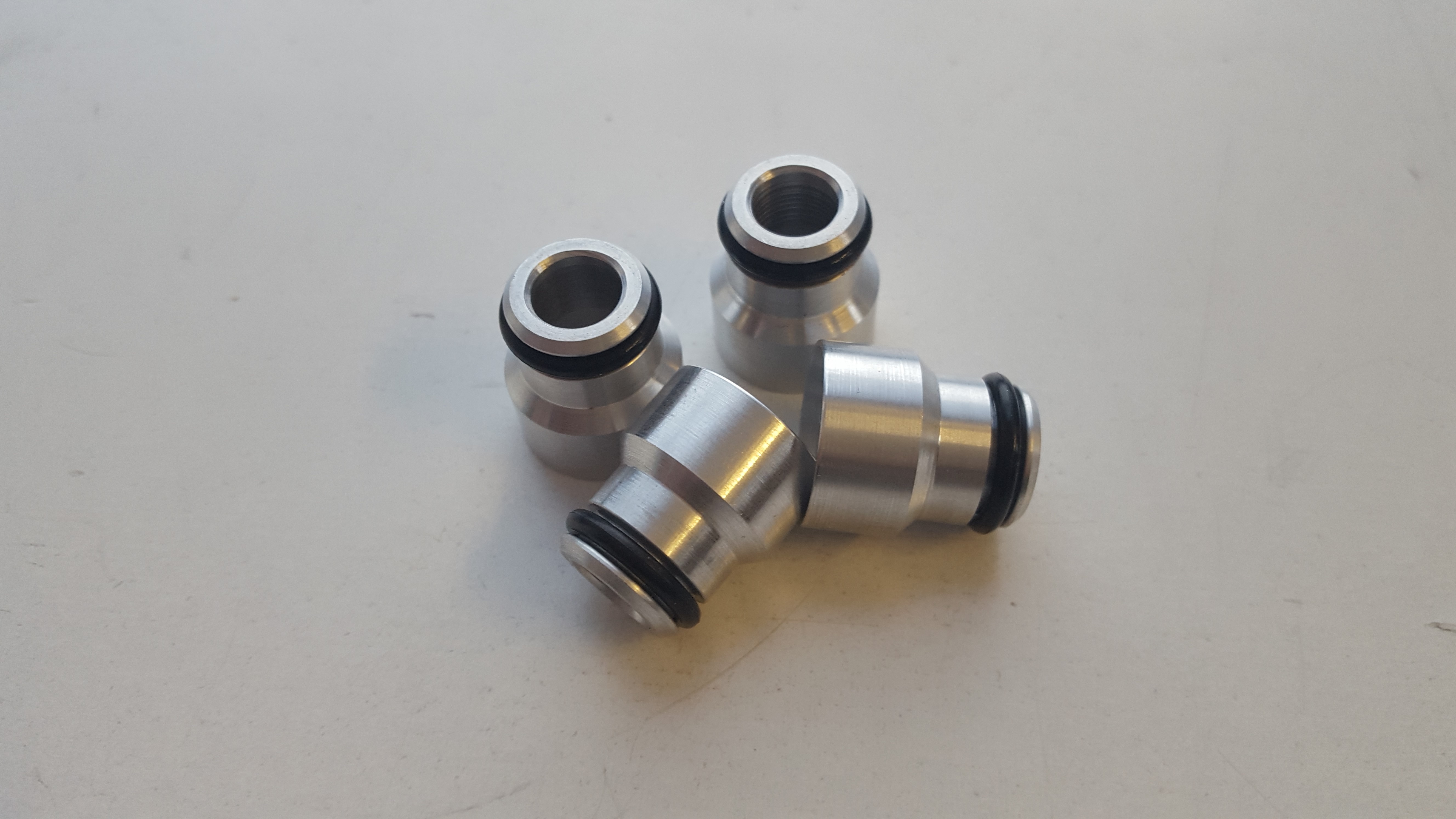 Injector extension adapter set