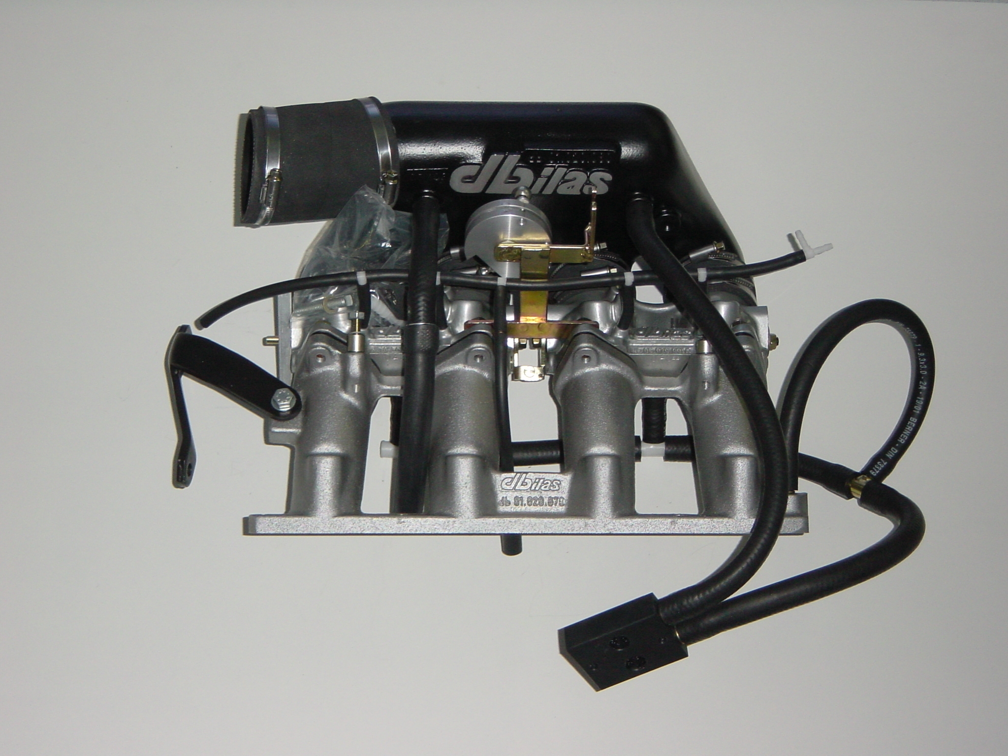 Einzeldrosselklappen- Einspritzung Opel  2,0 16V 100kW X20XEV